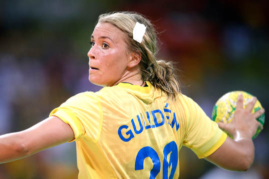Sveriges Isabelle Gulldén i handbollsmatchen mellan