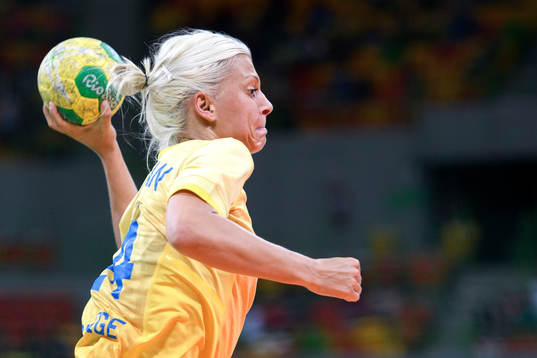 Sveriges Nathalie Hagman i handbollsmatchen mellan Sydkorea
