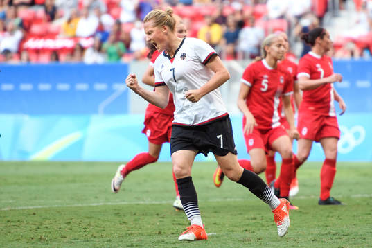 Tysklands Melanie Behringer jublar