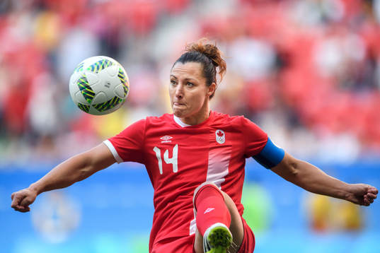 Kanadas Melissa Tancredi i fotbollsmatchen mellan Tyskland