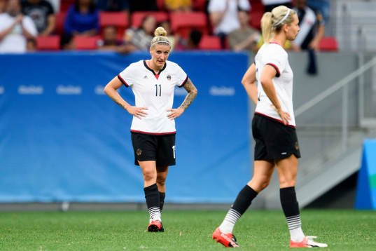 Tysklands Anja Mittag deppar
