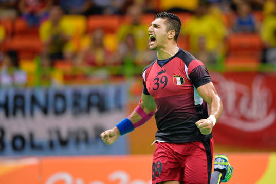 Egyptens Yehia Ederaa jublar