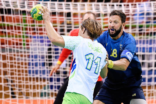 Sveriges Tobias Karlsson mot Sloveniens Jure Dolenec i