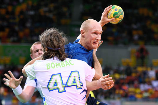Sveriges Johan Jakobsson mot Sloveniens Dean Bombaci