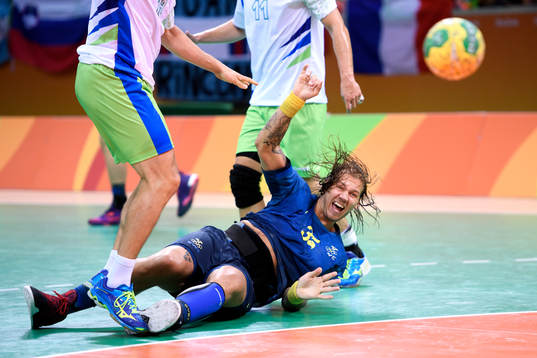 Sveriges Andreas Nilsson i handbollsmatchen mellan