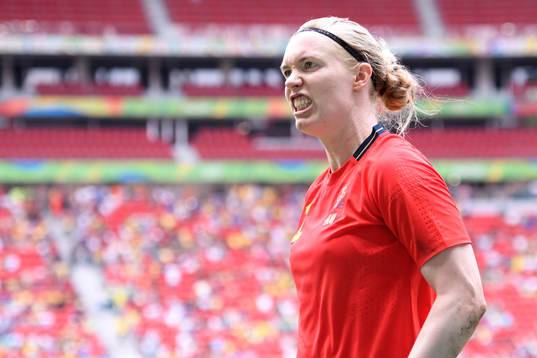 Sveriges målvakt Hedvig Lindahl jublar i kvartsfinalen i