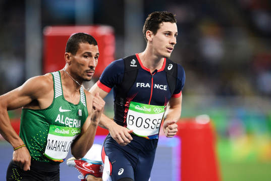 Frankrikes Pierre-Ambroise Bosse i en semifinal på 800 m