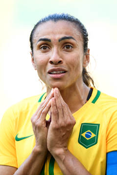 Brasiliens Marta deppar i semifinalen i fotboll mellan
