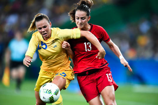 Sveriges Jessica Samuelsson och Tysklands Sara Daebritz i