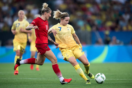 Tysklands Anja Mittag och Sveriges Lisa Dahlkvist i