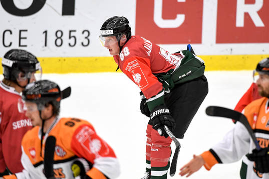 Frölundas Simon Hjalmarsson  deppar