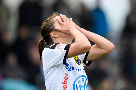 Umeås Fanny Hjelm deppar