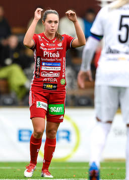 Piteås Felicia Karlsson deppar