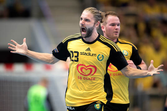 Sävehofs Viktor Ottosson jublar
