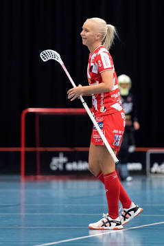 Pixbos Laura Manninen jublar