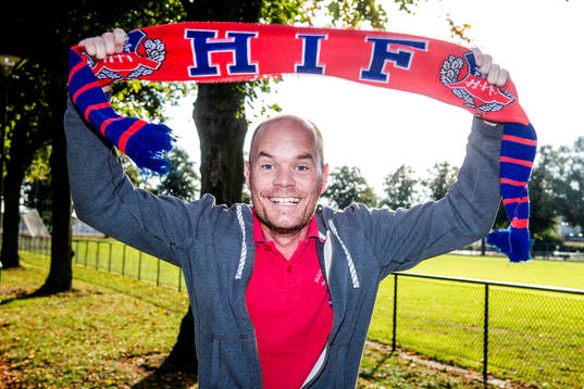 Helsingborgs supporter utanför arenan