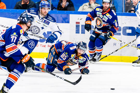 Leksands Jesper Ollas och Växjös Liam Reddox