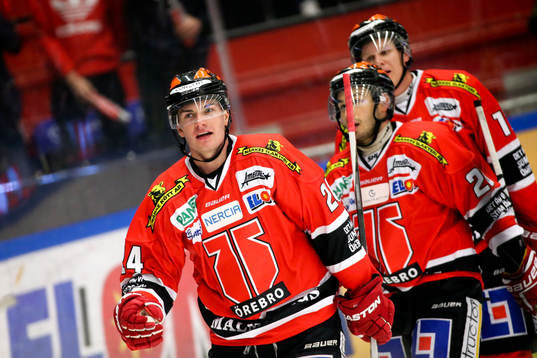 Örebros Petr Zamorsky jublar
