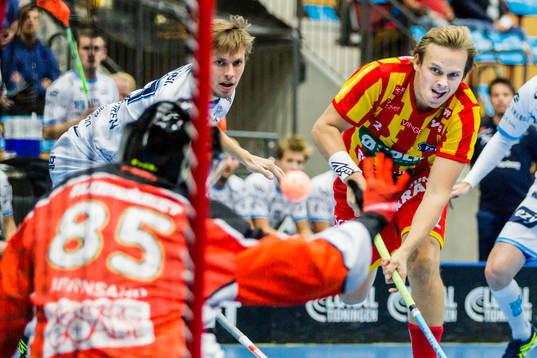 Helsingborgs Linus Nordgren skjuter