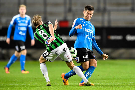 GAIS Craig Henderson och Halmstads Ivo Pekalski
