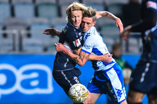 Gefles Jacob Ericsson och IFK Göteborgs Sören Rieks