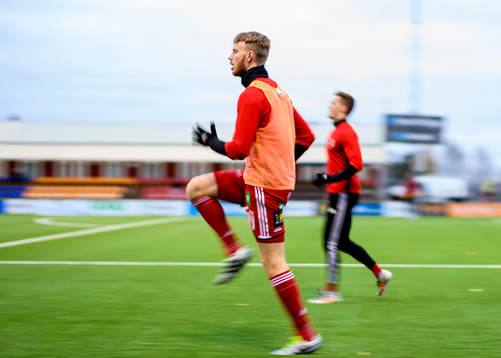 s William Olausson värmer upp
