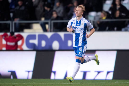 IFK Göteborgs Billy Nordström byts in