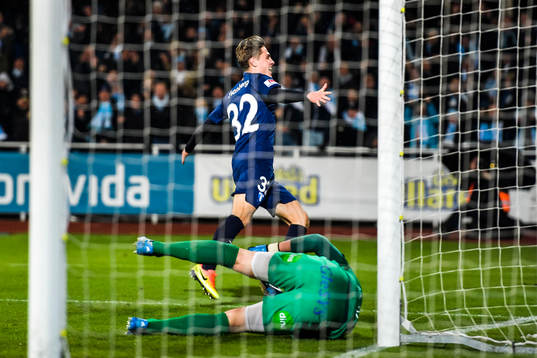Malmö FFs Mattias Svanberg jublar