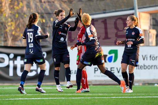Rosengårds Natasha Andonova jublar