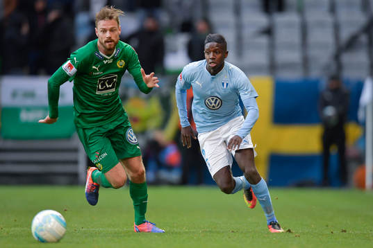 Hammarbys Arnór Smárason och Malmö FFs Enock Kofi Adu