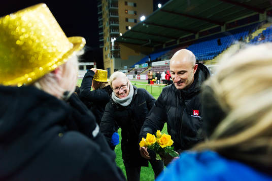 Svenska Spels representant Nicklas Biverståhl och