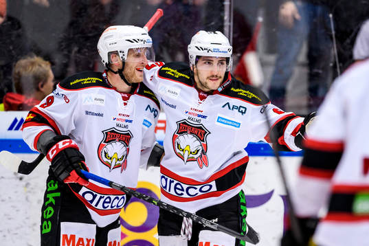 Malmö Redhawks Frederik Storm (v) jublar