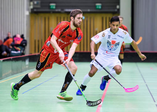 Wibaxs Erik Wuopio med bollen