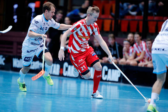 Warbergs Rikard Eriksson och Pixbos Patrik Malmström