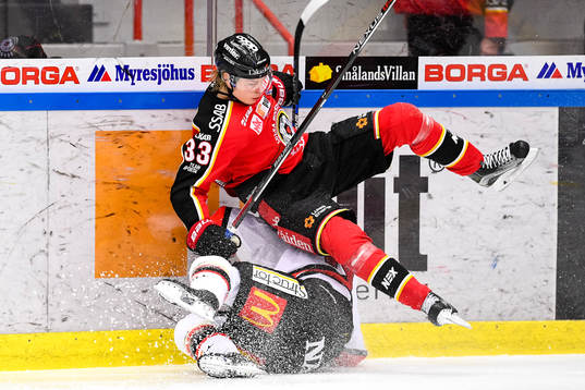 Luleås Christopher Mastomäki och Örebros Tom Wandell