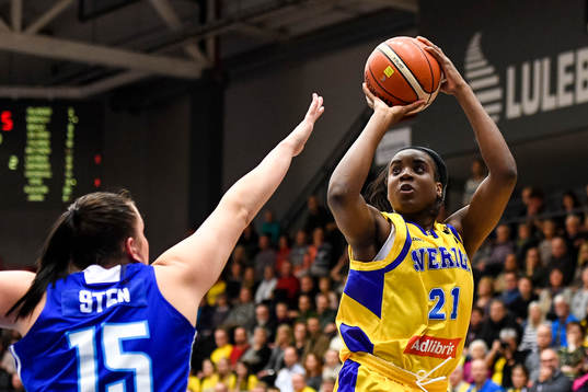 Sveriges Tanya Massamba