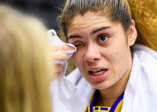 Sveriges Amanda Zahui med tårar i ögonen