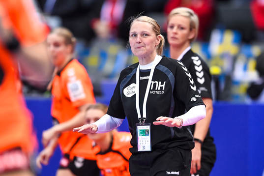 Nederländernas förbundskapten Helle Thomsen