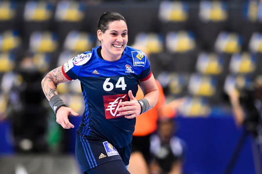 Frankrikes Alexandra Lacrabere jublar