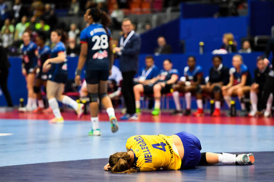 Sveriges Olivia Mellegård skadad