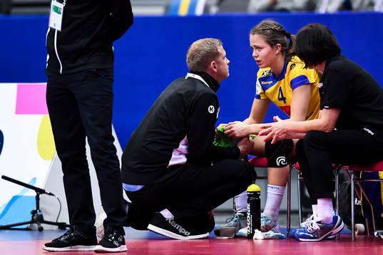 Sveriges Olivia Mellegård skadad