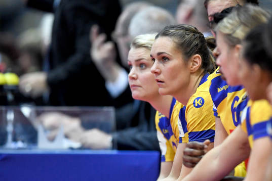 Sveriges Sabina Jacobsen deppar på bänken