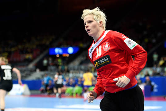 Tjeckiens målvakt Lucie Satrapova