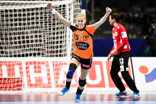 Nederländernas Maura Visser jublar