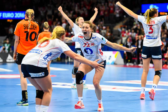 Norges Sanna Solberg jublar