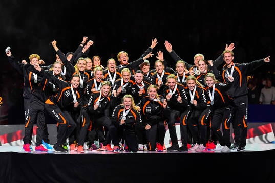 Nederländernas  jublar med silvermedaljerna