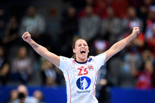 Norges Camilla Herrem jublar