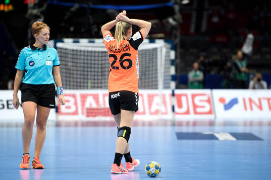 Nederländernas Angela Malestein deppar