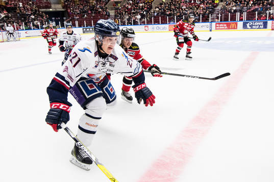 Linköpings Emil Sylvegård och Malmö Redhawks Nicklas