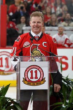 Daniel Alfredsson has his jersey with his number 11 retired